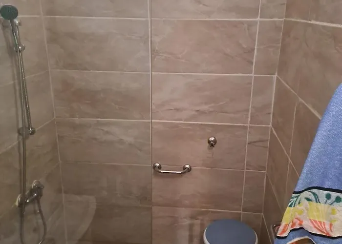 Retro U Pradelny Apartman